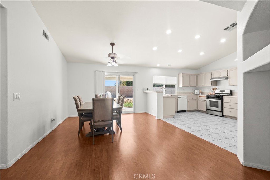 4141 De Anza Property Photo 6