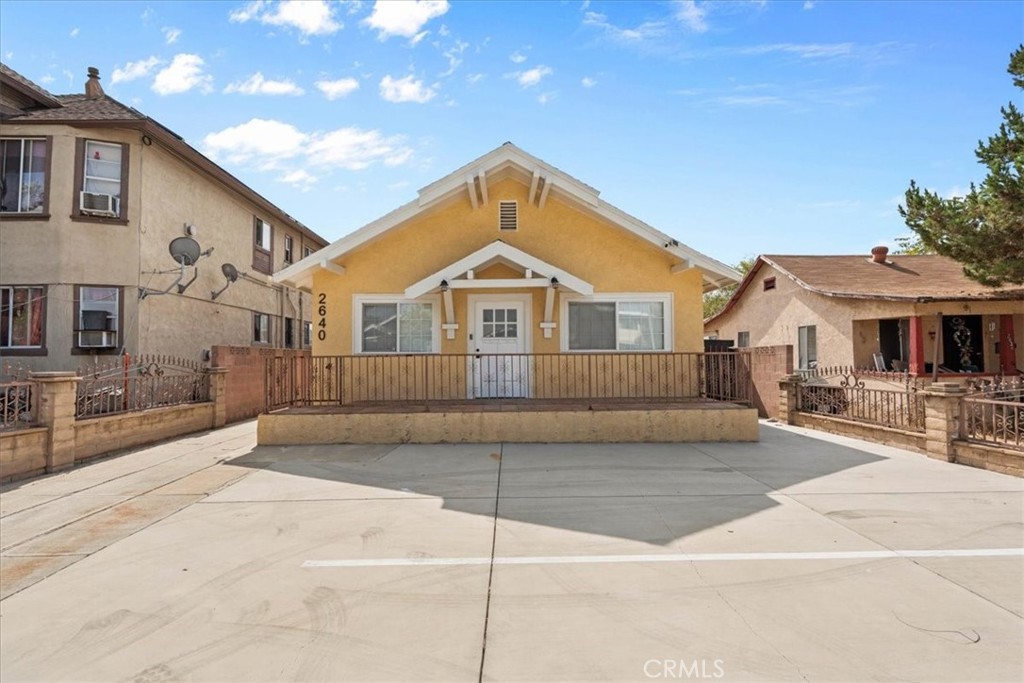 2640 Roseview Property Photo 2