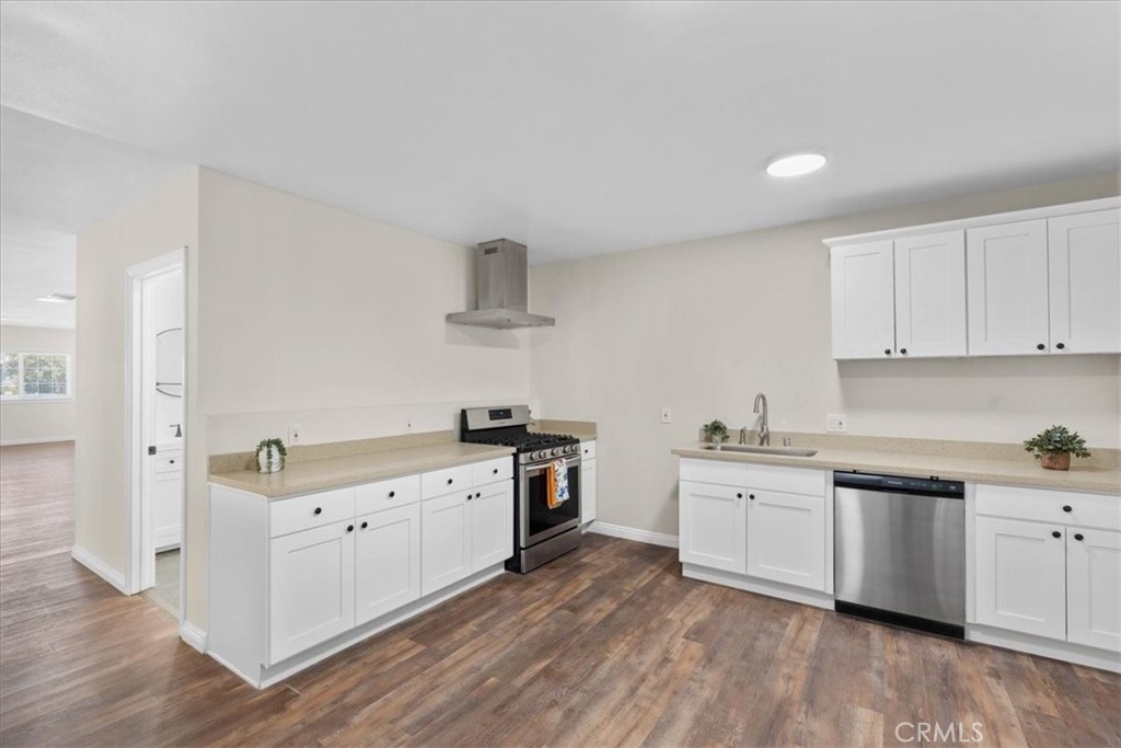 2640 Roseview Property Photo 3