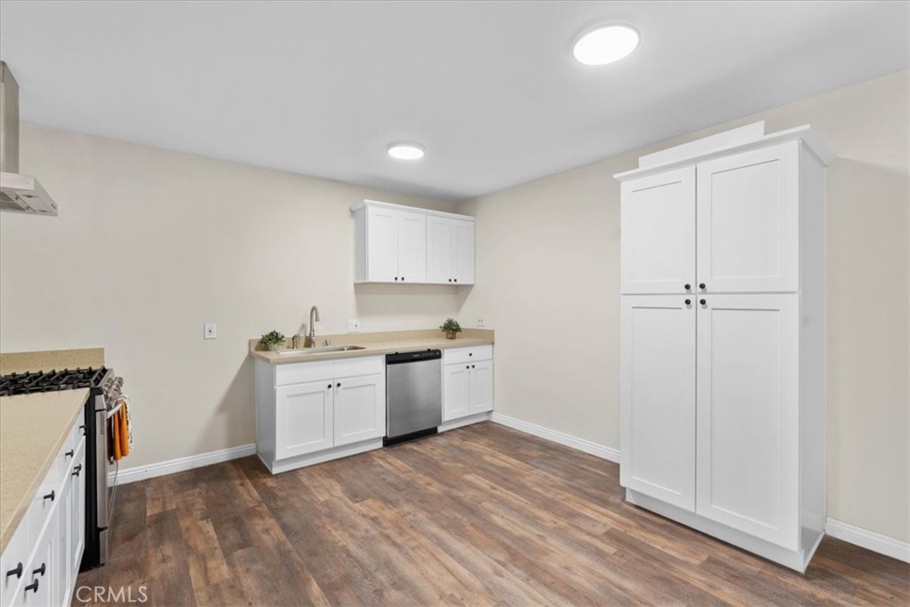 2640 Roseview Property Photo 10