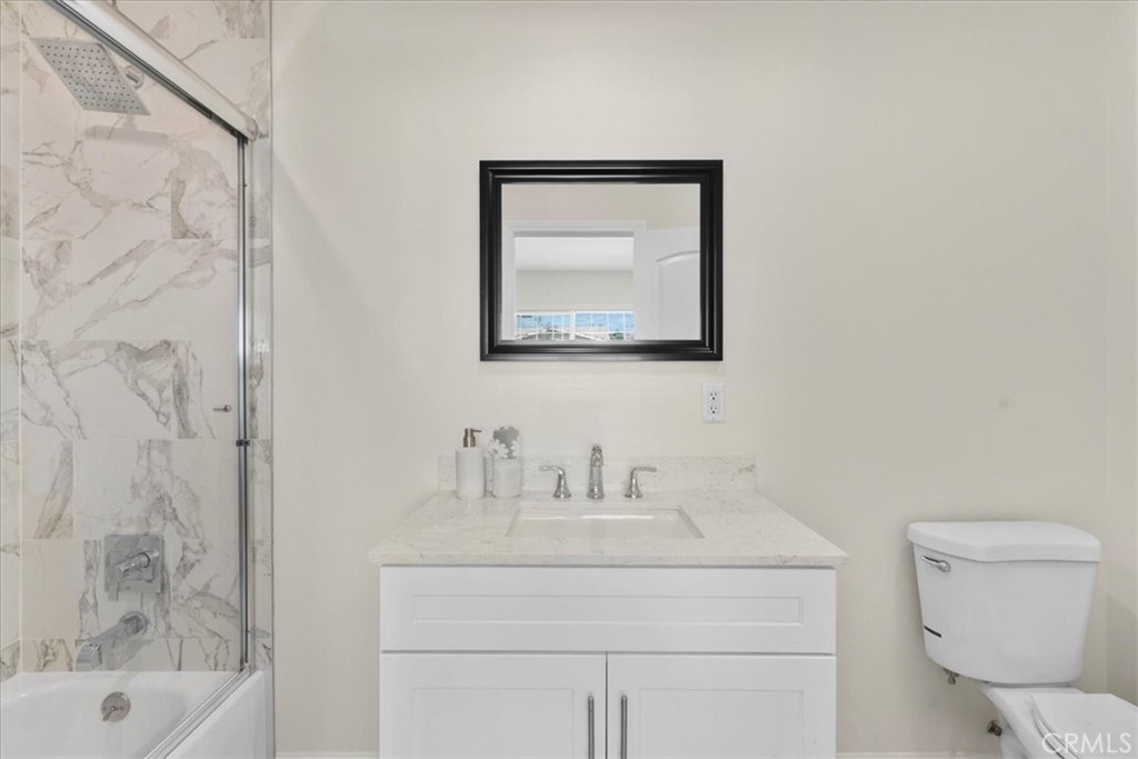 2640 Roseview Property Photo 13
