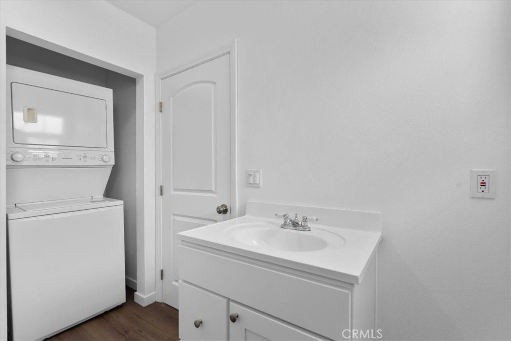 2640 Roseview Property Photo 25