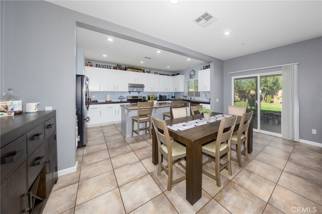 36464 Amateur Property Photo 10