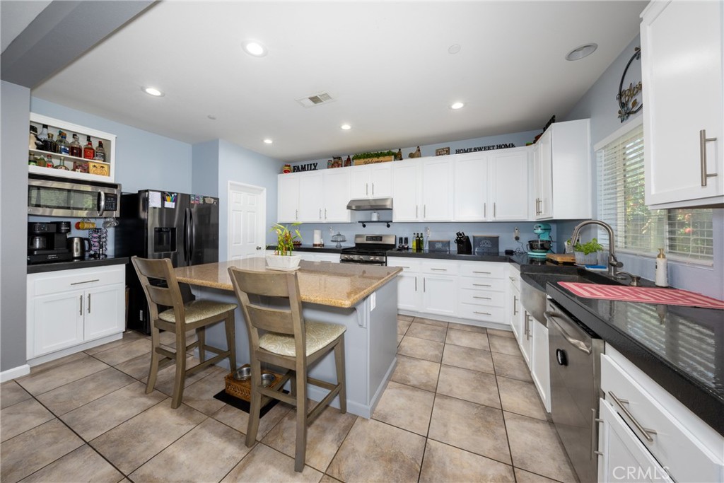 36464 Amateur Property Photo 13