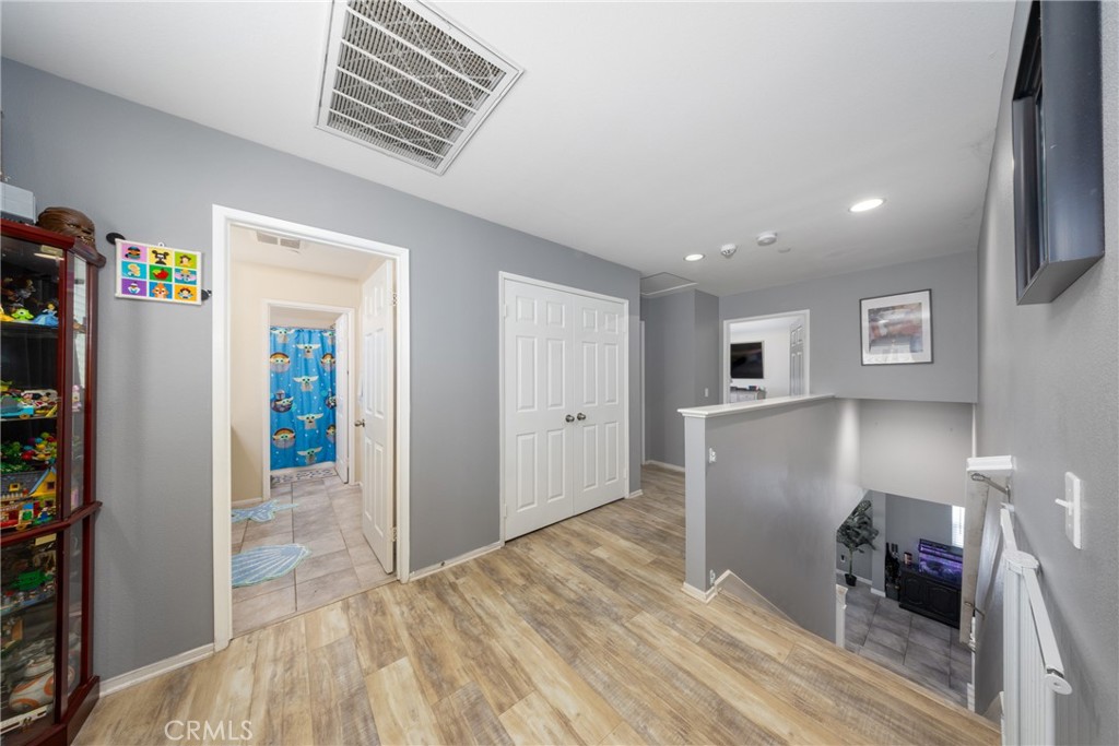 36464 Amateur Property Photo 23