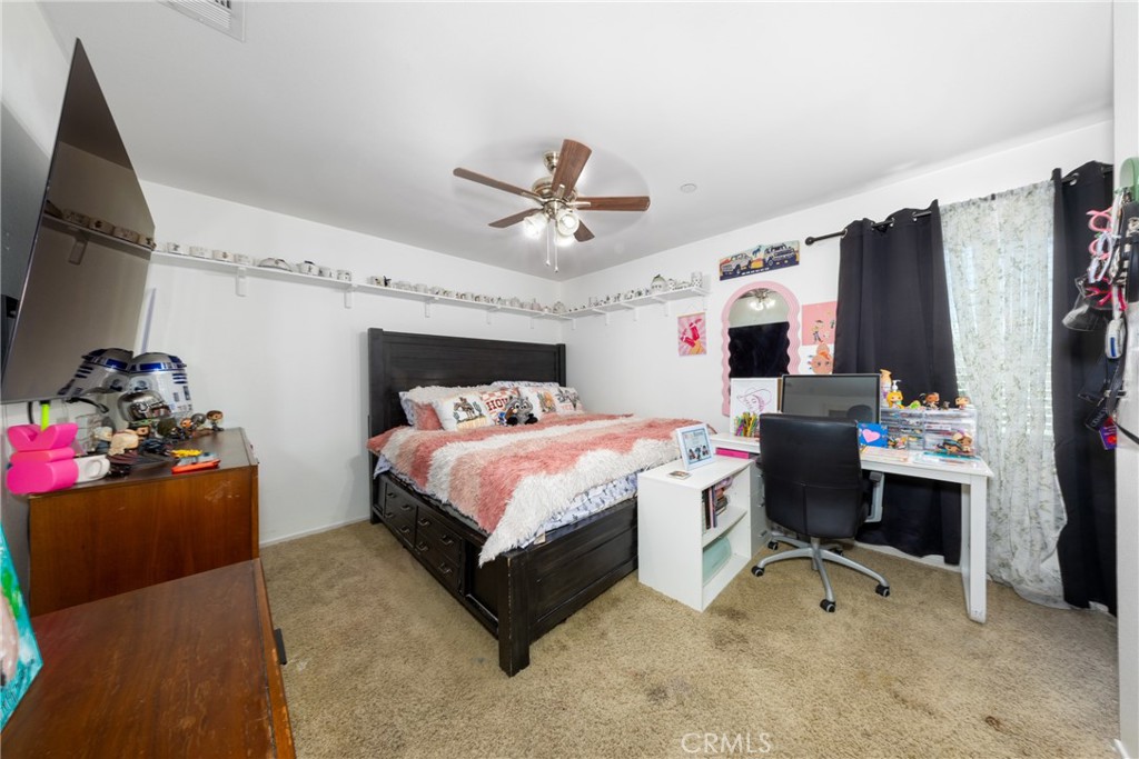 36464 Amateur Property Photo 25