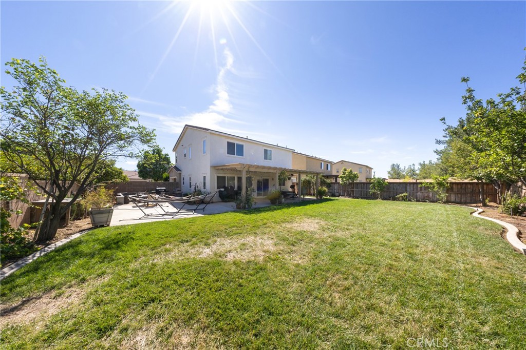 36464 Amateur Property Photo 36