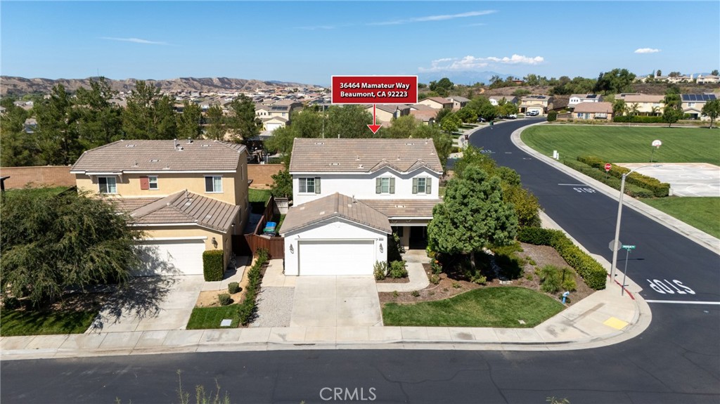 36464 Amateur Property Photo 38