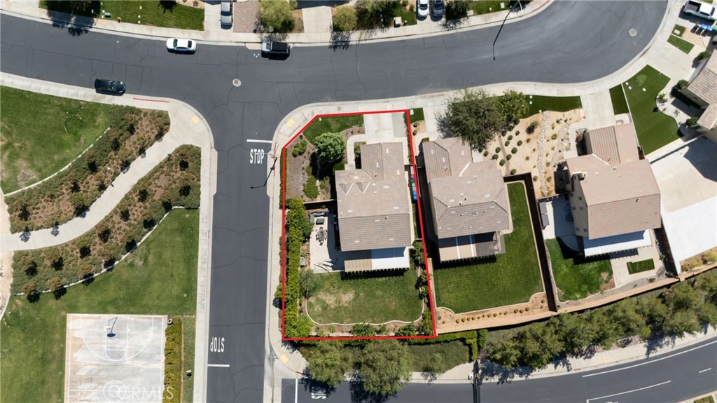 36464 Amateur Property Photo 47