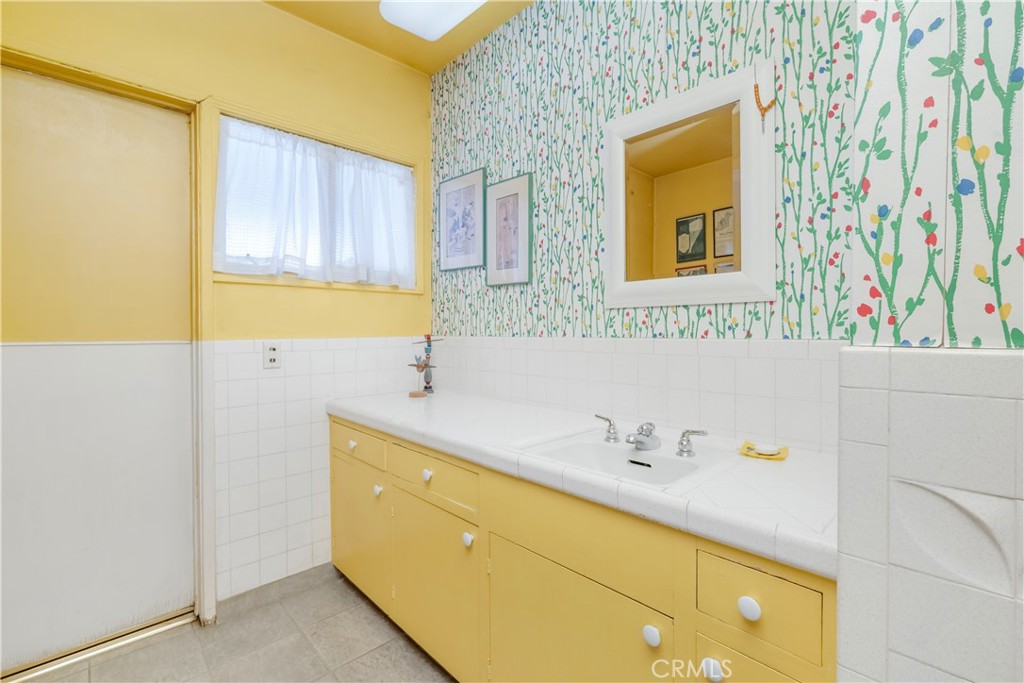 1143 Oxford Avenue Property Photo 19