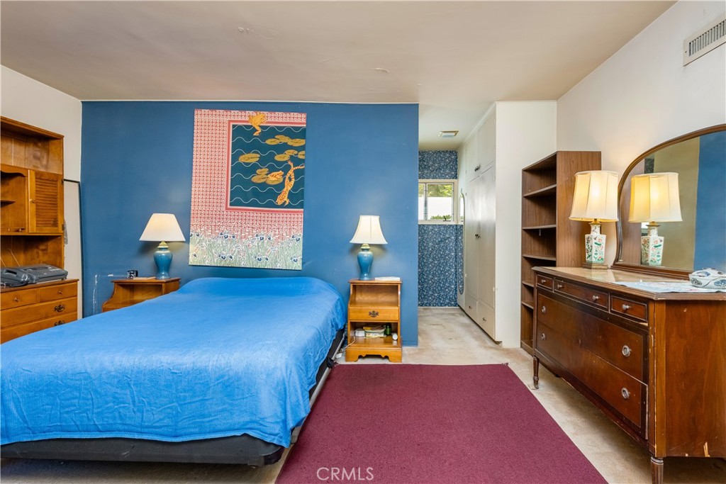 1143 Oxford Avenue Property Photo 21