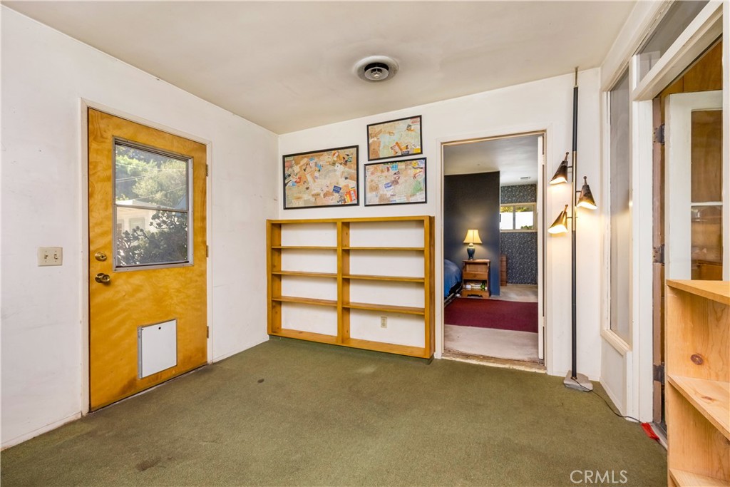 1143 Oxford Avenue Property Photo 30