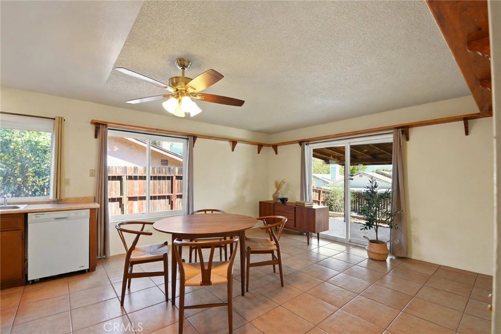 5089 Citadel Avenue Property Photo 11