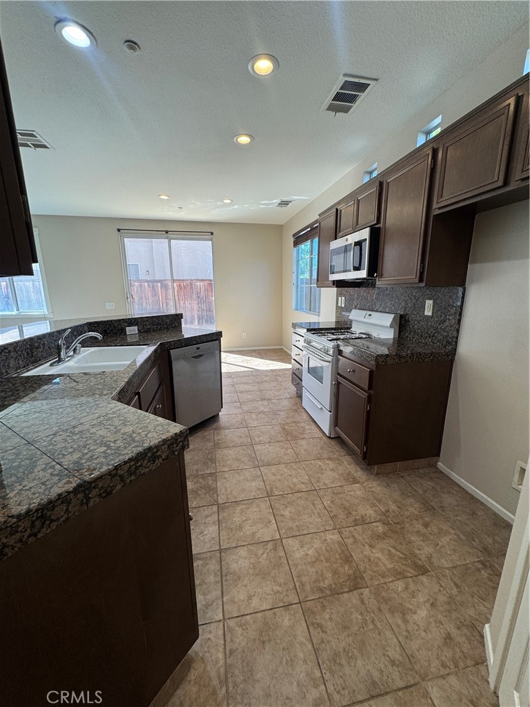 4440 Watermoor Drive Property Photo 3