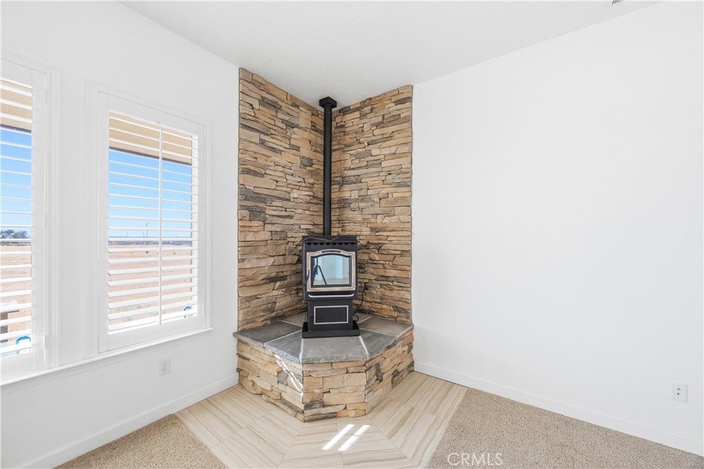 11386 Tujunga Property Photo 15