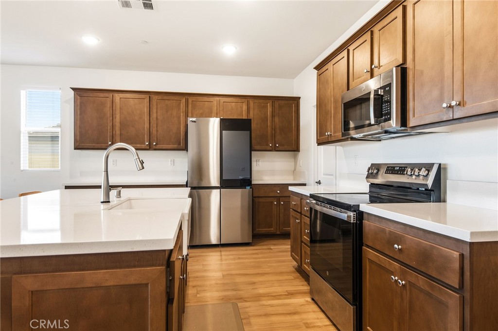 1702 Magnolia Place Property Photo 3
