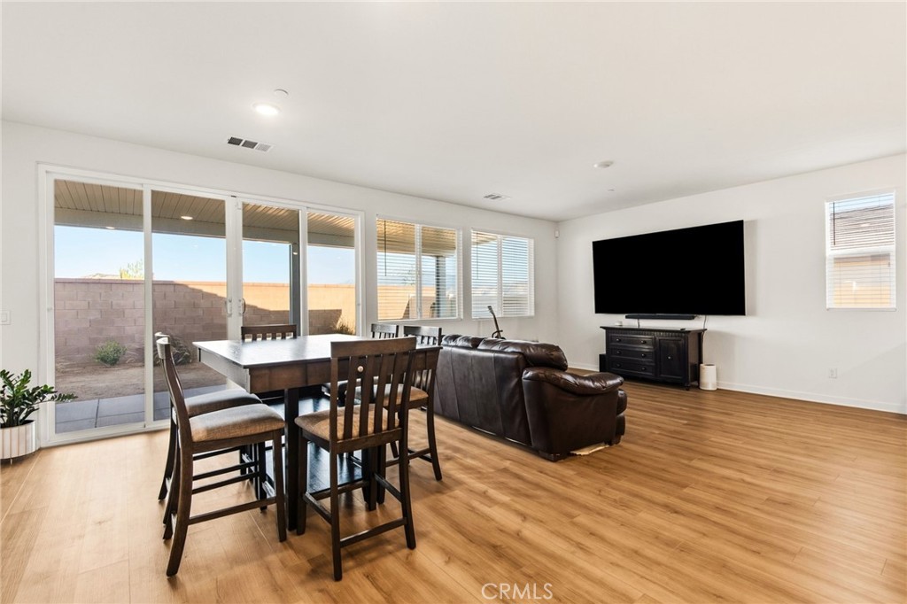 1702 Magnolia Place Property Photo 8