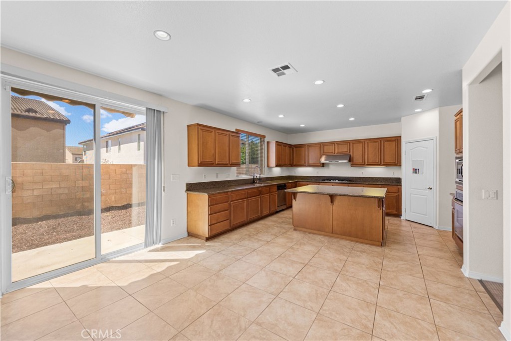 13763 Deerpath Circle Property Photo 12