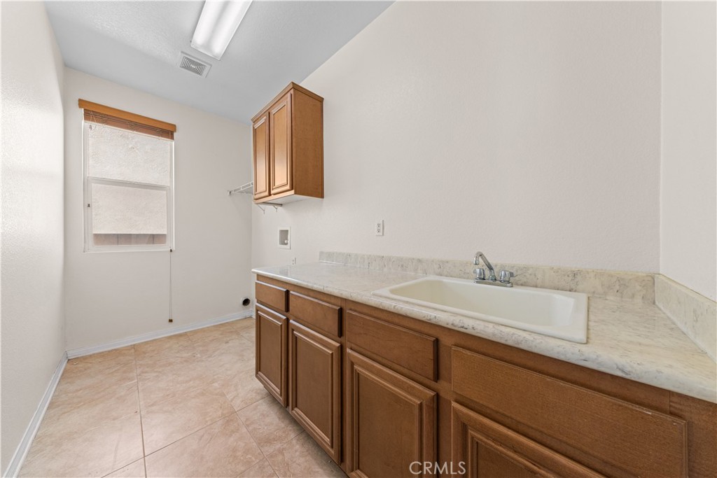 13763 Deerpath Circle Property Photo 14