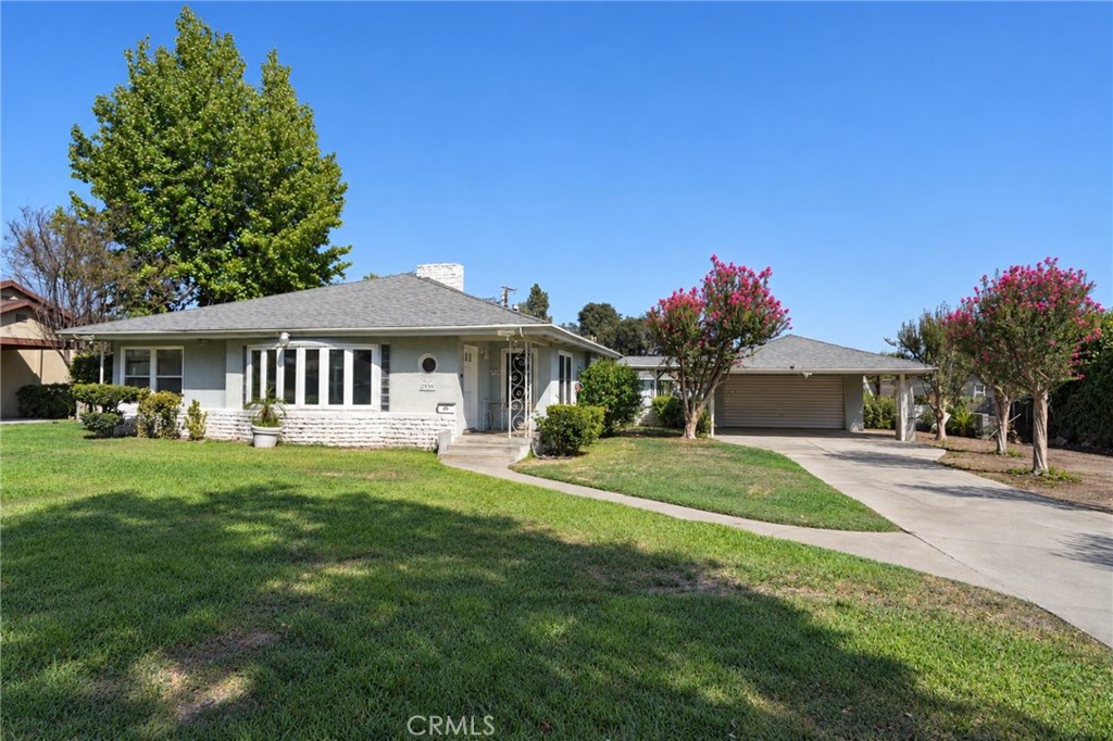 2989 Ladera Road Property Photo 5