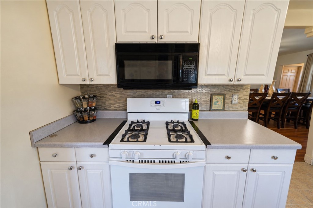 2989 Ladera Road Property Photo 17
