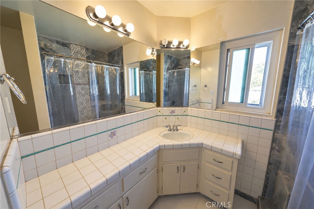 2989 Ladera Road Property Photo 29