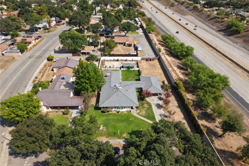 2989 Ladera Road Property Photo 55