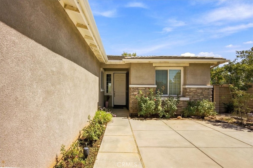 96 Cold Spring Property Photo 4