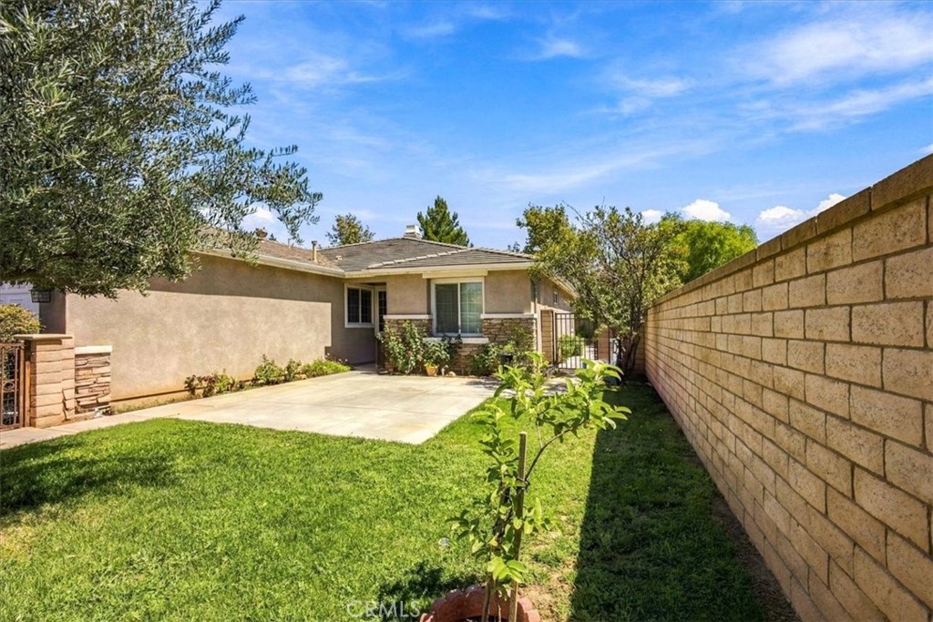 96 Cold Spring Property Photo 7