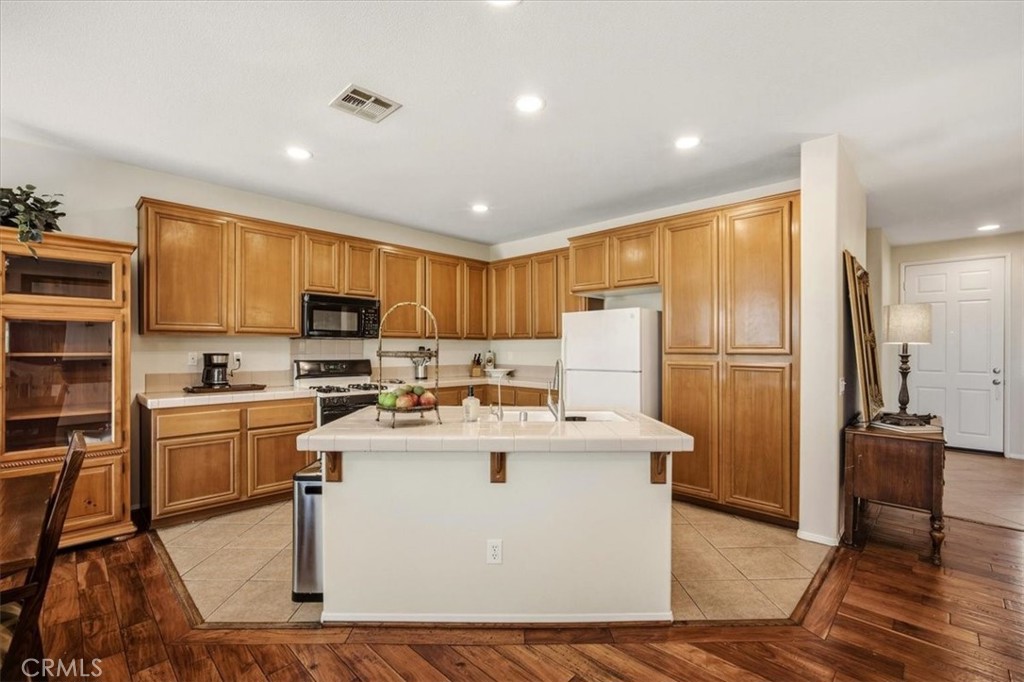 96 Cold Spring Property Photo 20
