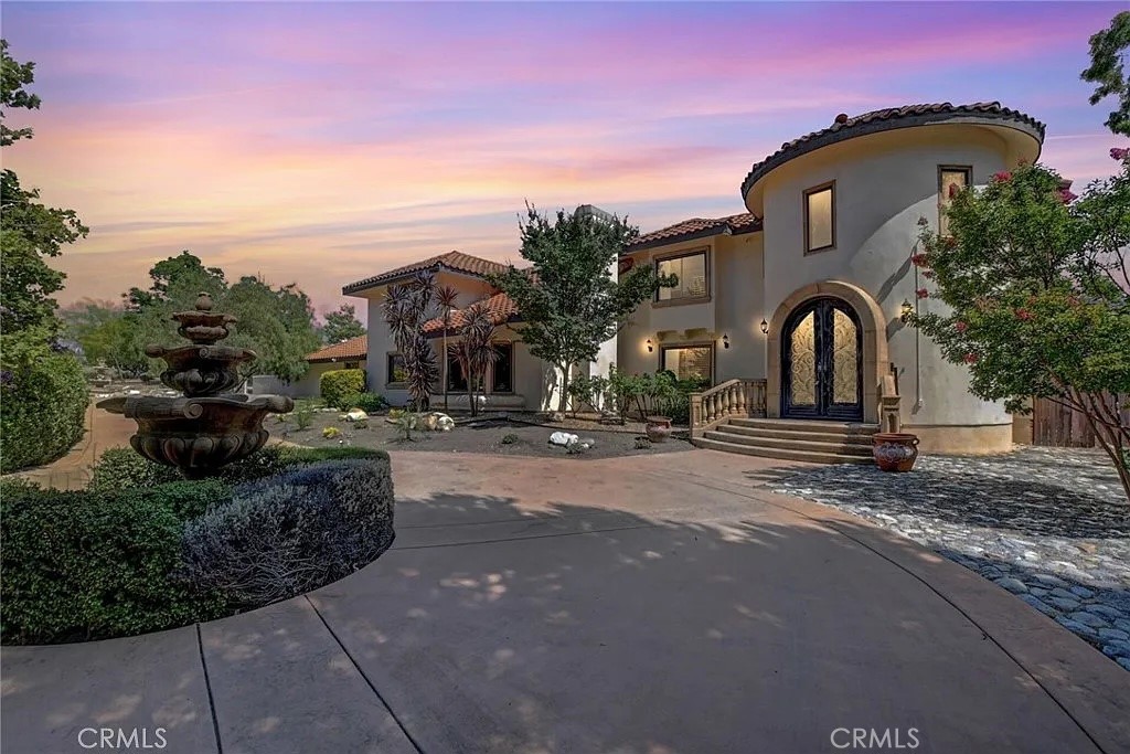 462 Pomello Property Photo 1