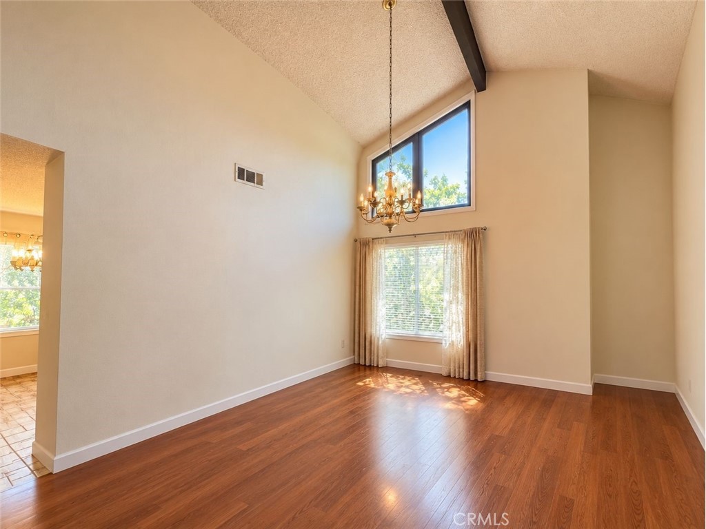 8915 Whirlaway Court Property Photo 6