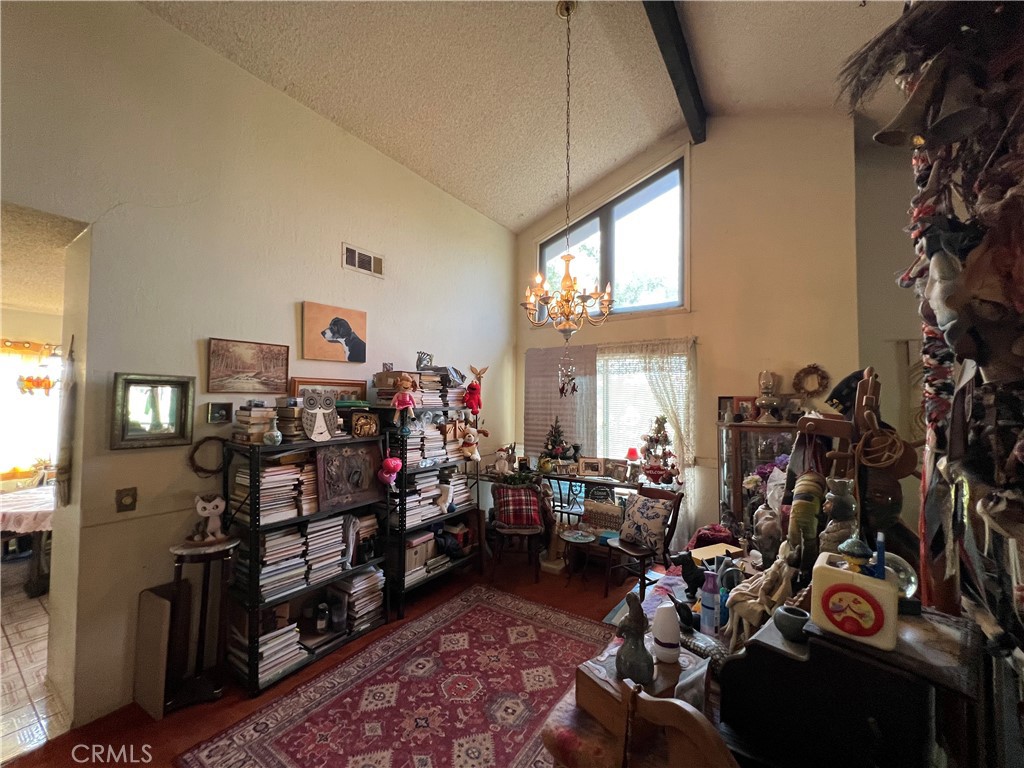 8915 Whirlaway Court Property Photo 7