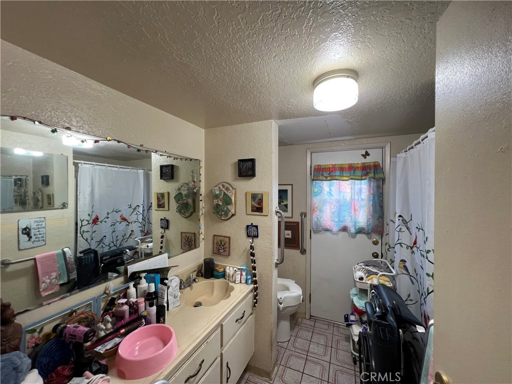 8915 Whirlaway Court Property Photo 15