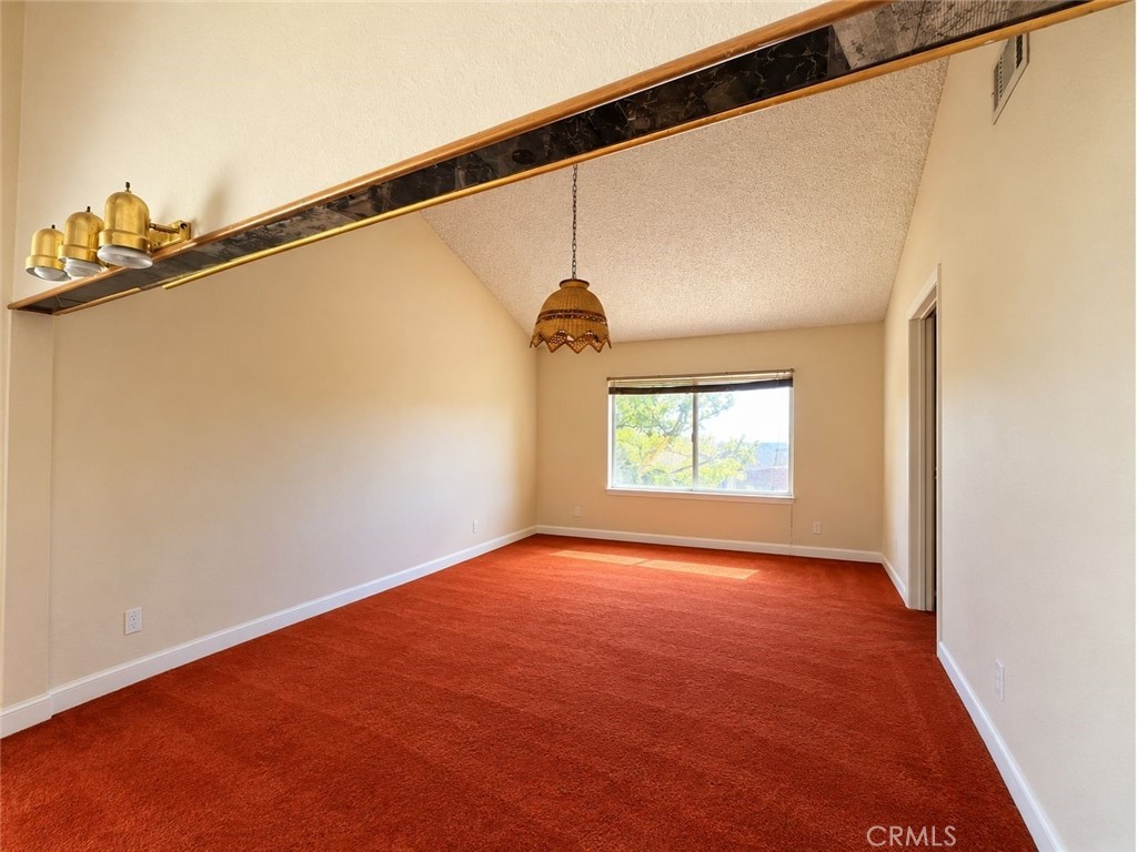 8915 Whirlaway Court Property Photo 22