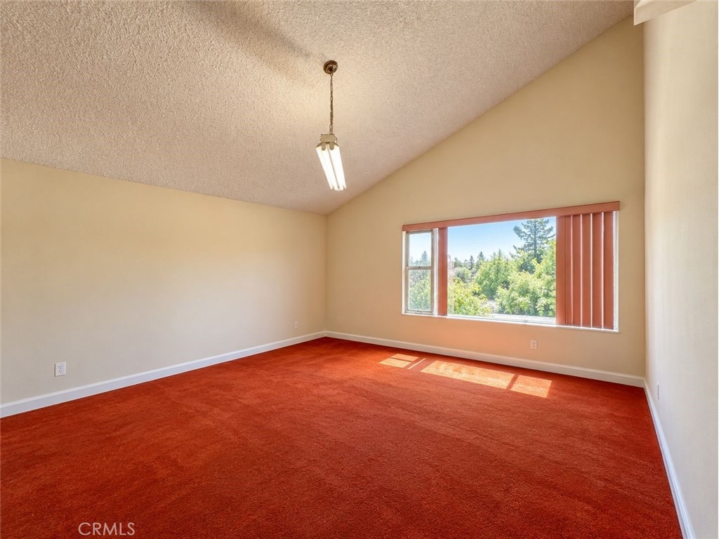 8915 Whirlaway Court Property Photo 24