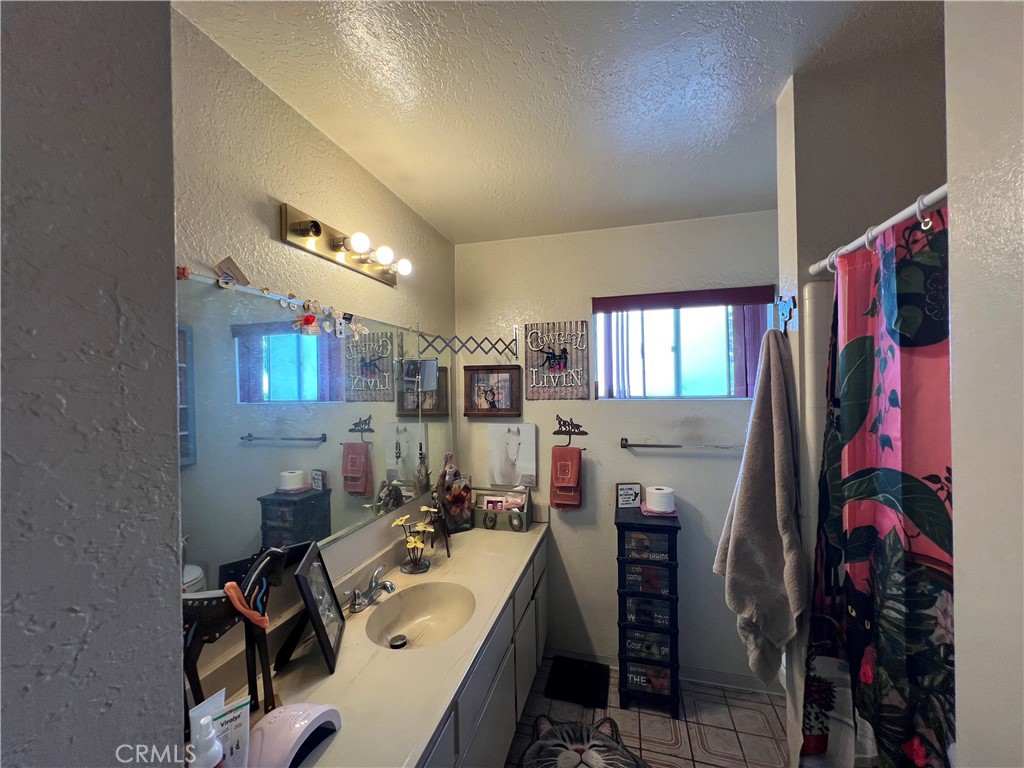 8915 Whirlaway Court Property Photo 27