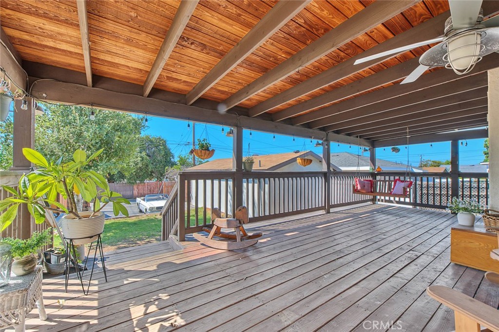 321 N Cataract Property Photo 30