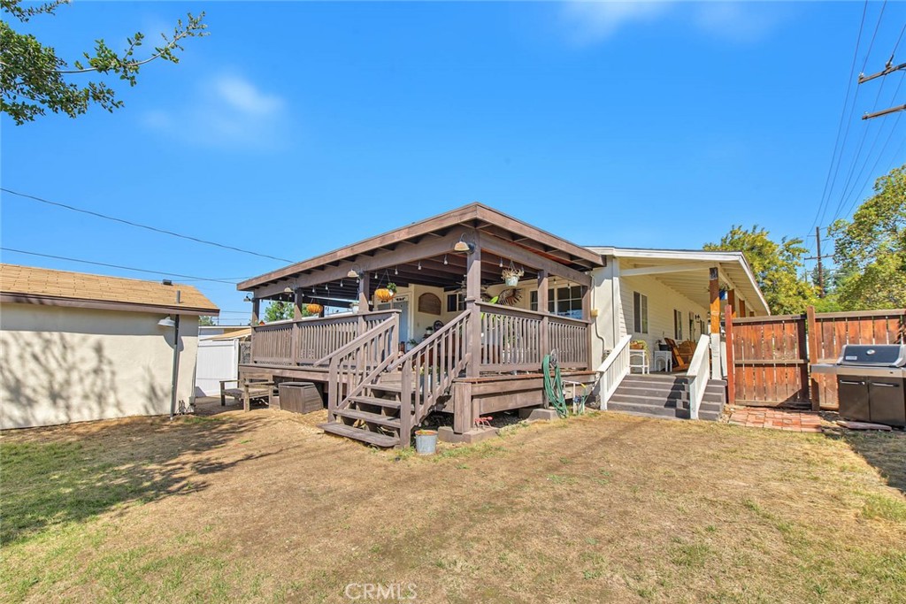 321 N Cataract Property Photo 33
