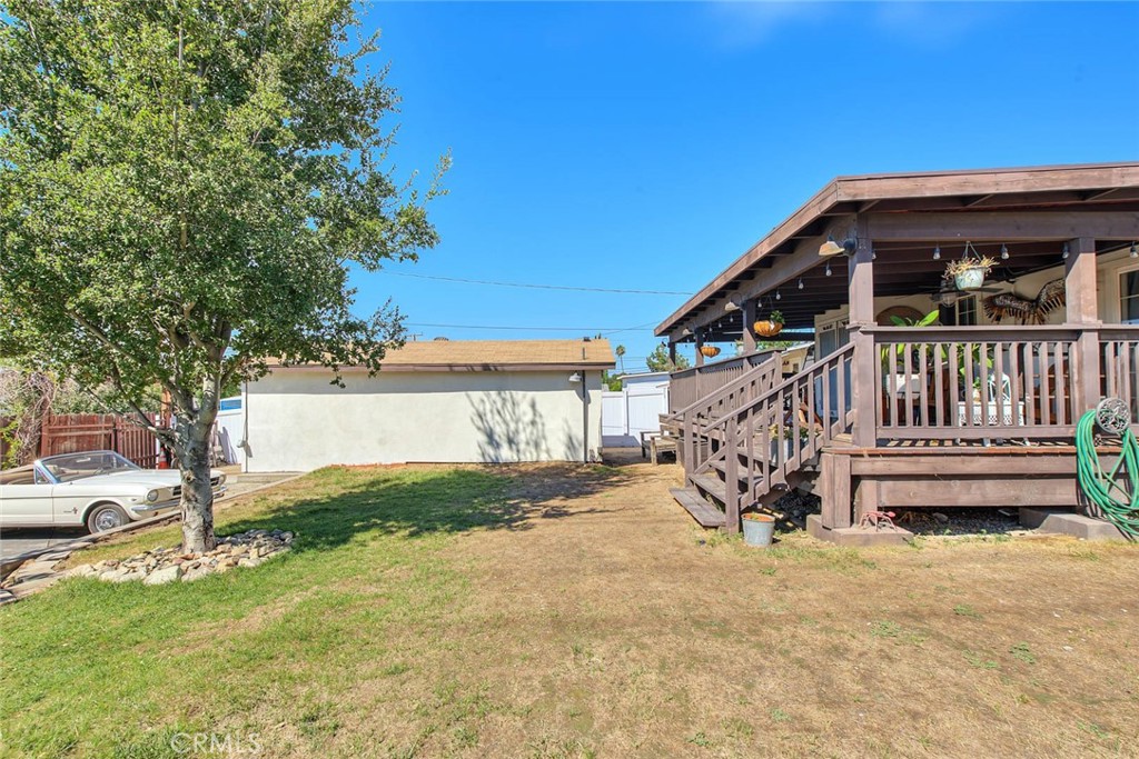 321 N Cataract Property Photo 35