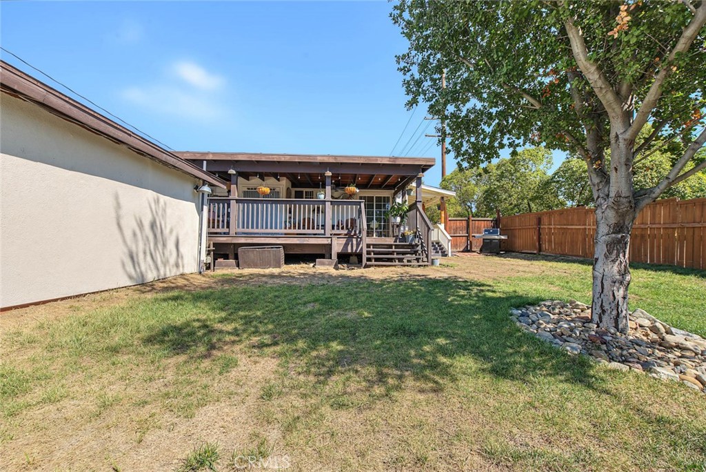 321 N Cataract Property Photo 36