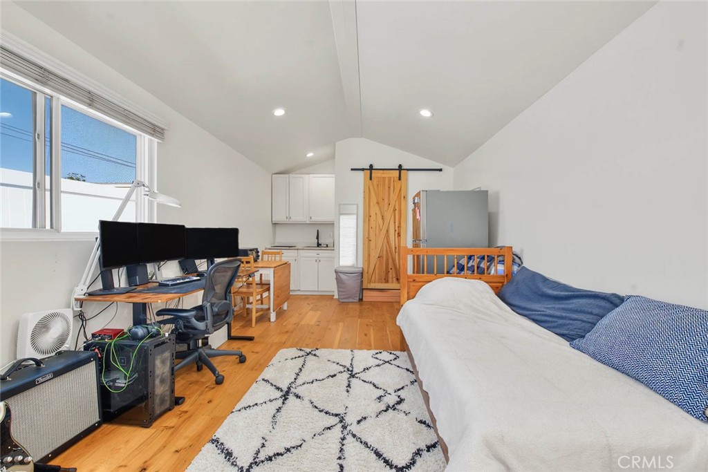 321 N Cataract Property Photo 44
