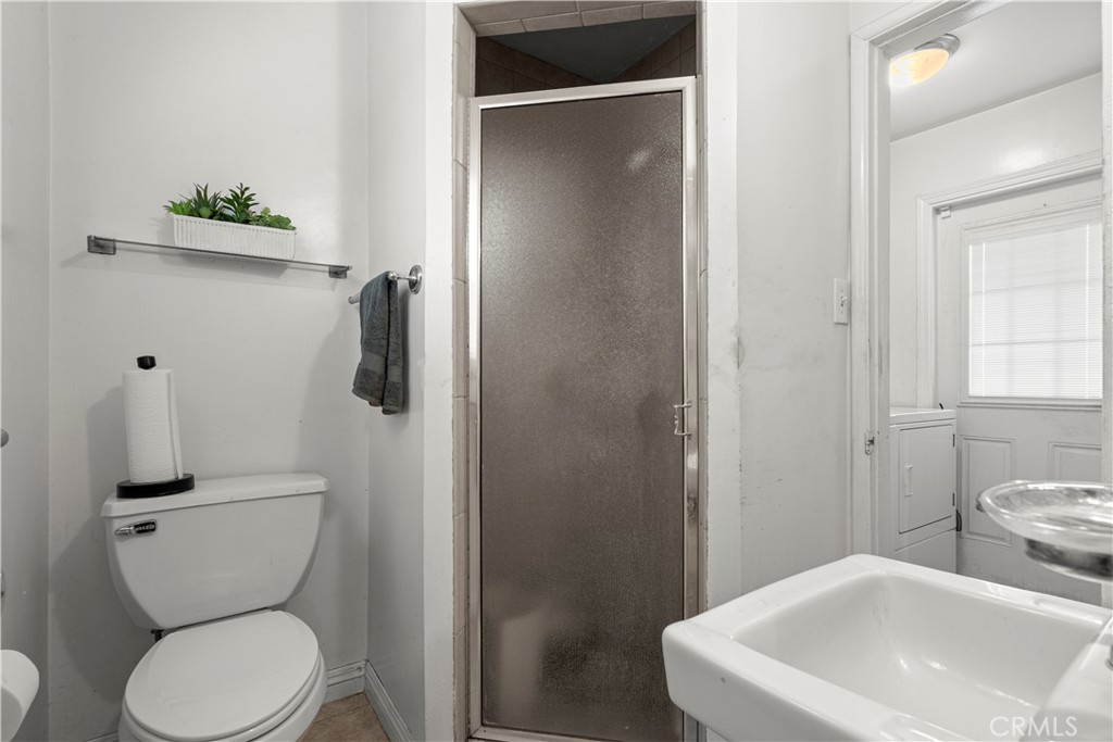 2736 W Court Street Property Photo 12