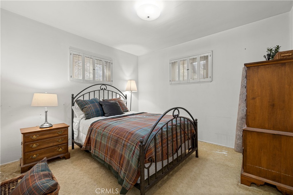 2736 W Court Street Property Photo 15