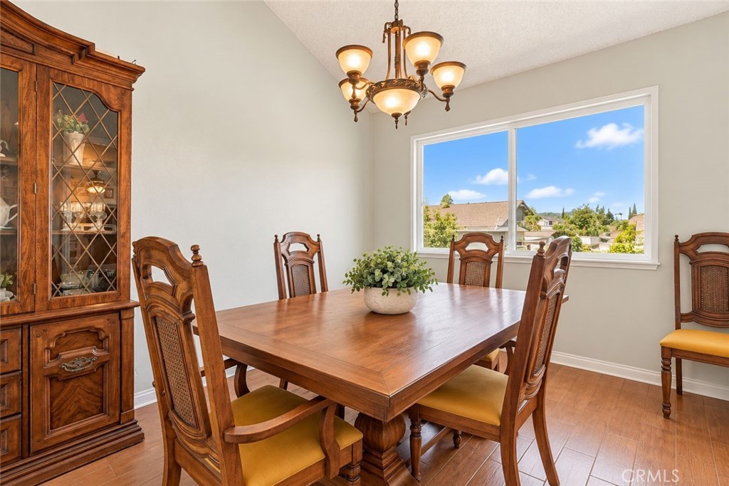 1507 S Glencroft Property Photo 17
