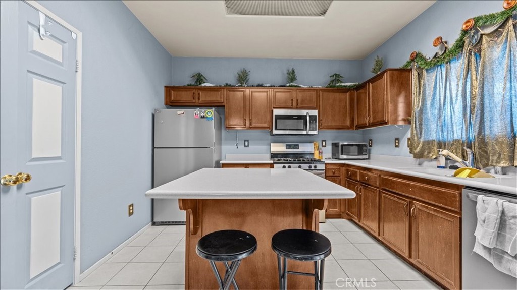 13541 Princeton Property Photo 8