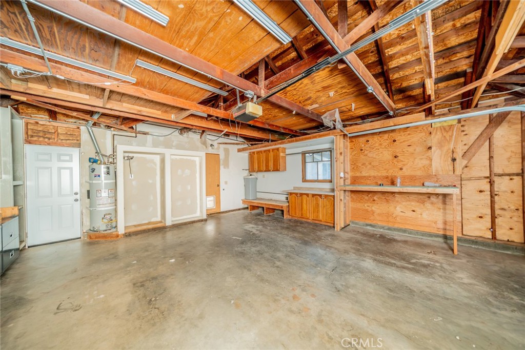 1076 Los Altos Court Property Photo 24
