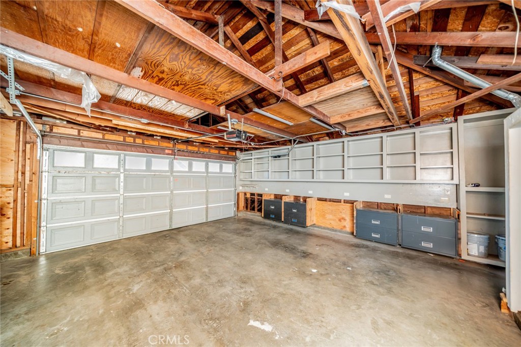 1076 Los Altos Court Property Photo 25