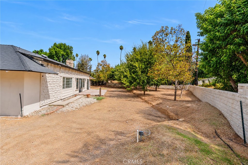 1076 Los Altos Court Property Photo 28
