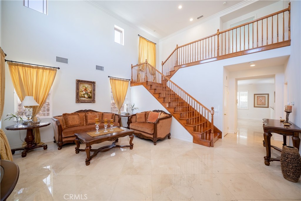 12327 Royal Oaks Drive Property Photo 4